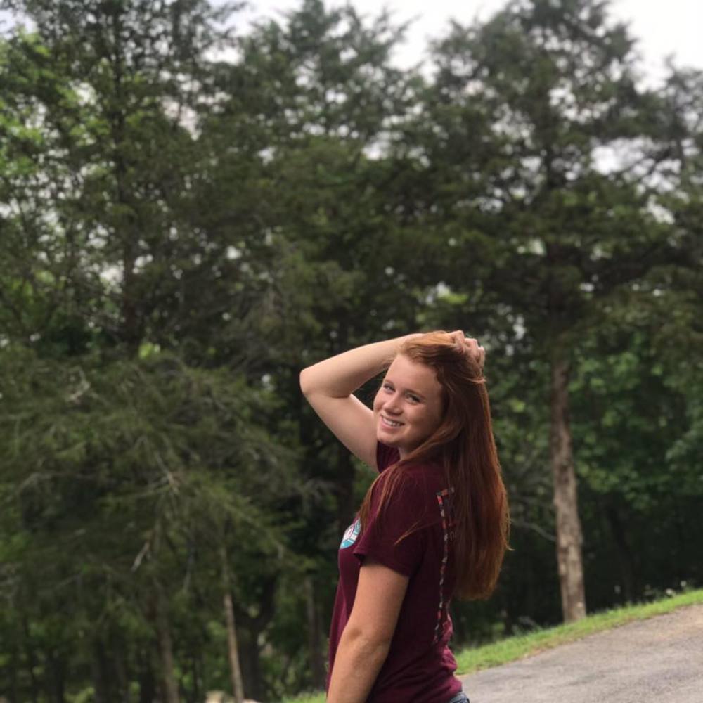 Meet your Posher, Katelyn